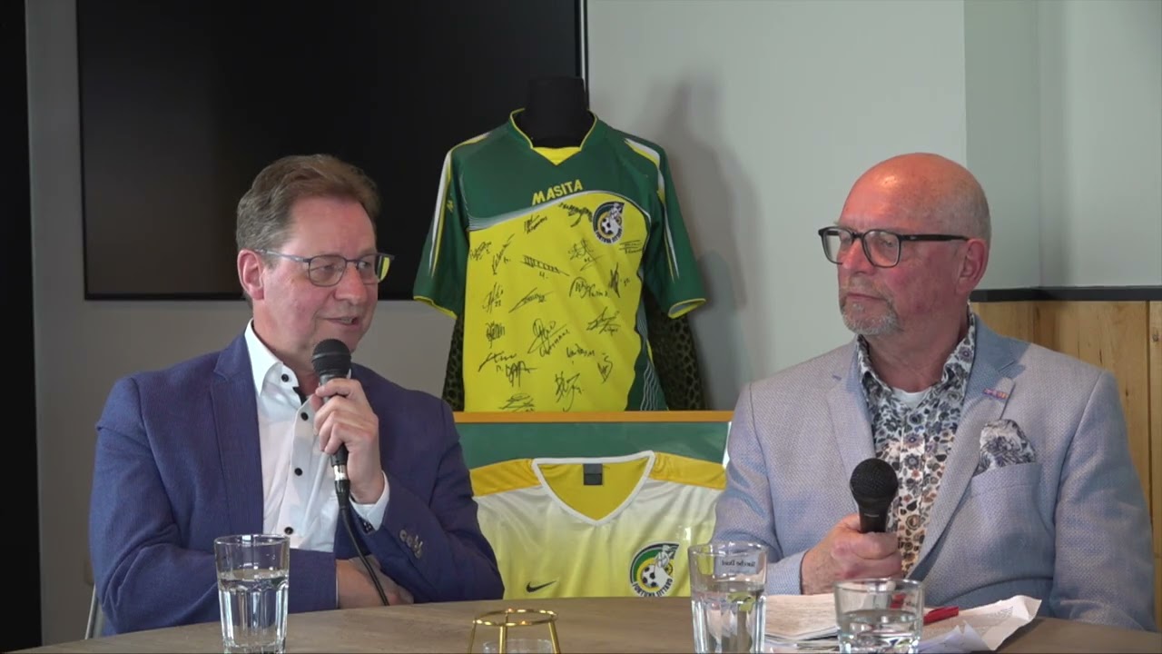 Toffe Redding,  “Ronde Tafelgesprek over de roerige jaren 2008-2009”