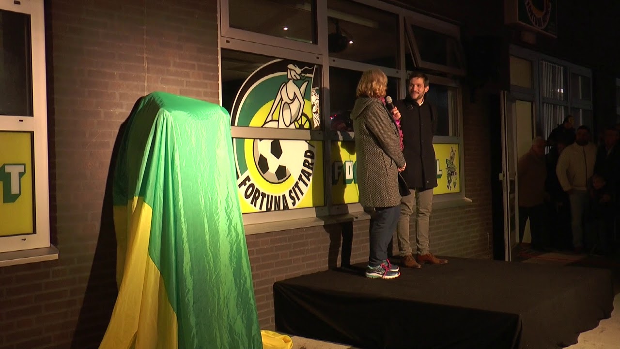 2018-01-12 Onthulling Standbeeld Fernando Ricksen